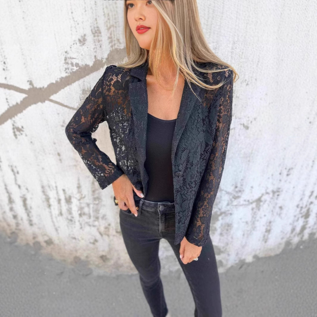Transparent lace jacket for women with a modern cut and an elegant detail Lune London