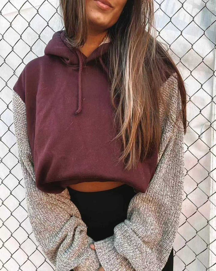 Sweat à capuche décontracté pour femmes avec des manches texturées Chic & Stil