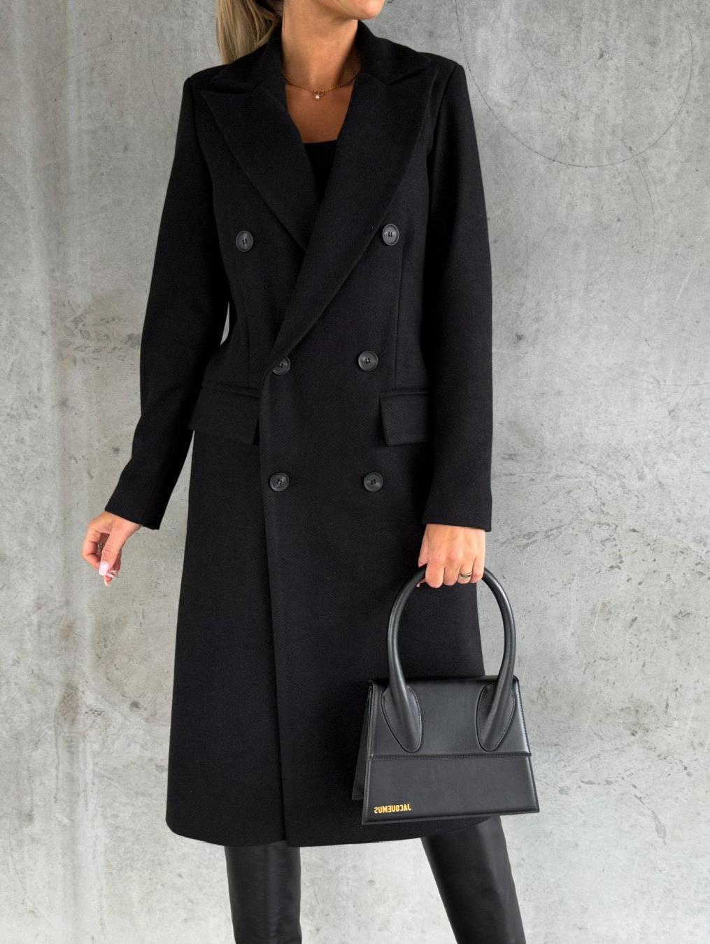 Elegant double-breasted coat for women in structured fabric with adjustable belt Lune London