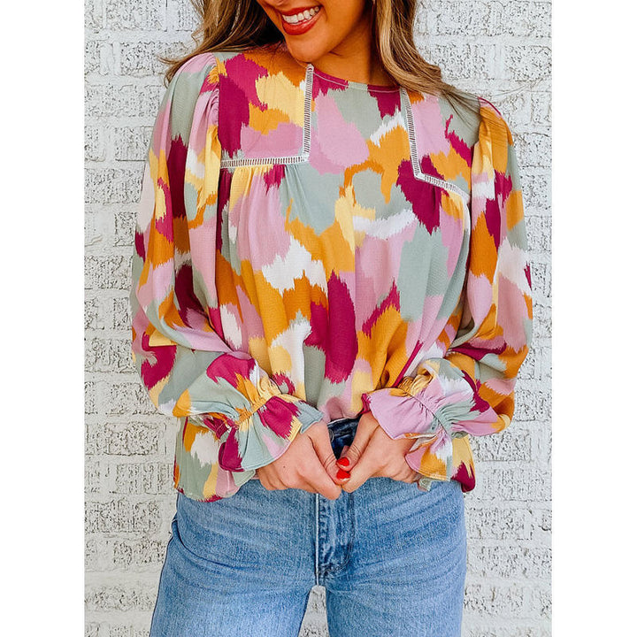 Women's blouse with artistic print and gathered cuffs Lune London
