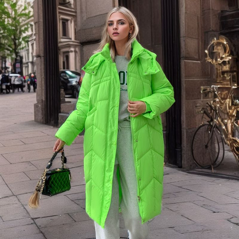 Lune London | Women's long insulated puffer jacket with voluminous cut and practical side pockets