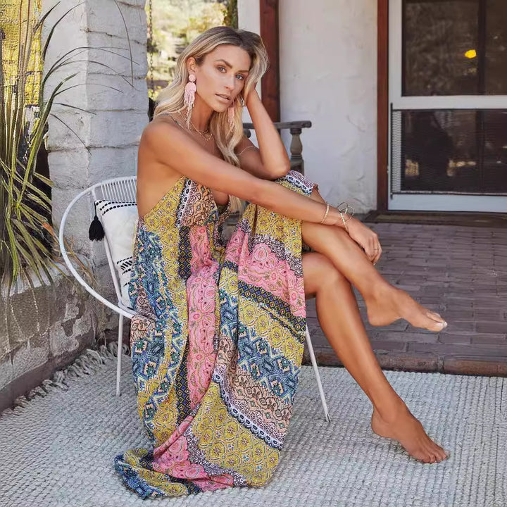 Maxi dress for women with a unique multicolored pattern and adjustable spaghetti straps Chic & Stil