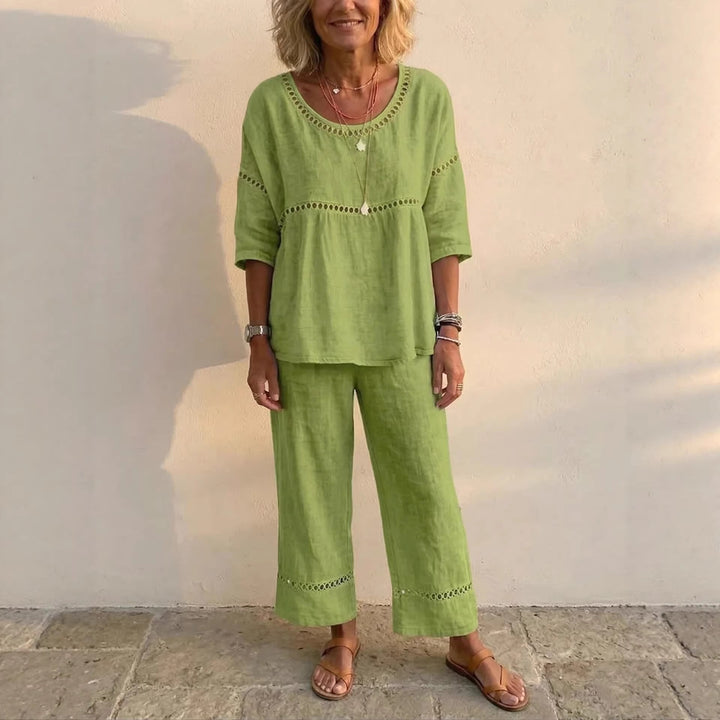 Women's Complete Loungewear Set Made of Linen with Airy Fit and Lace Details Chic & Stil