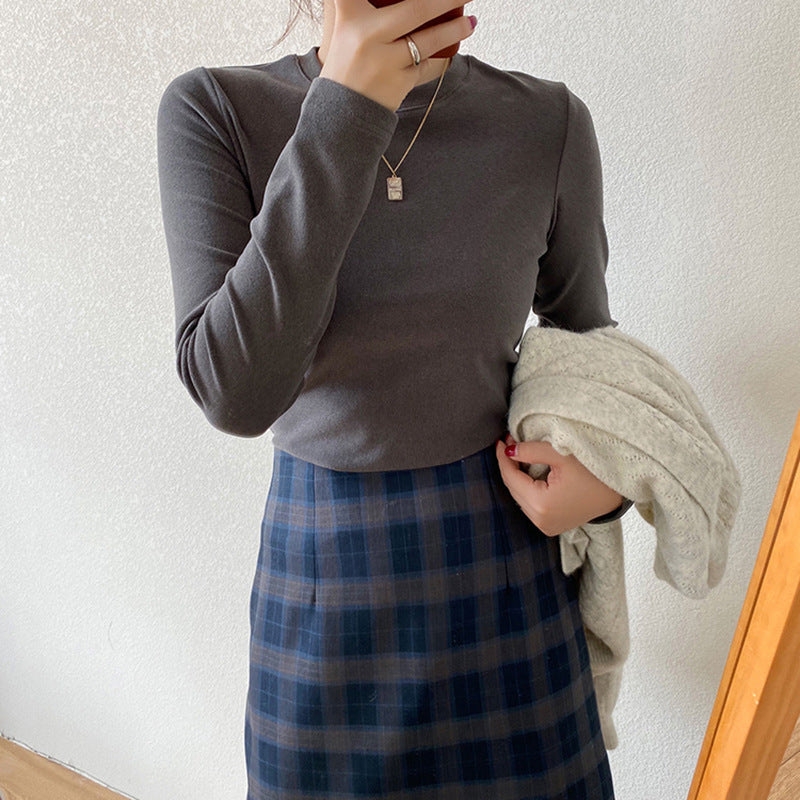 Women's long-sleeve shirt made of soft cotton fabric with a casual cut Lune London