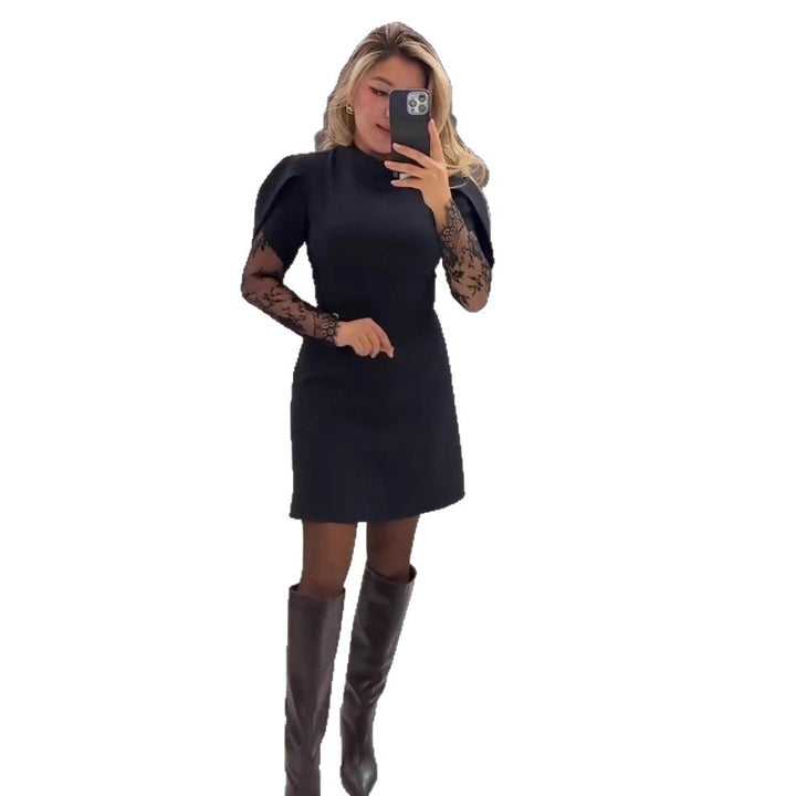 Robe Élégante Femme avec Dentelle et Coupe Ajustée Chic & Stil