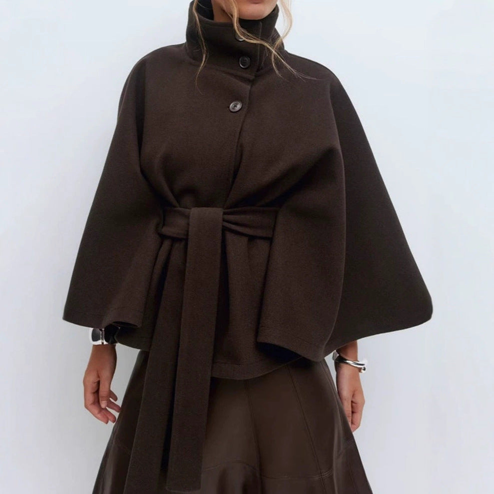 Winter jacket for women with modern cut and belt Lune London