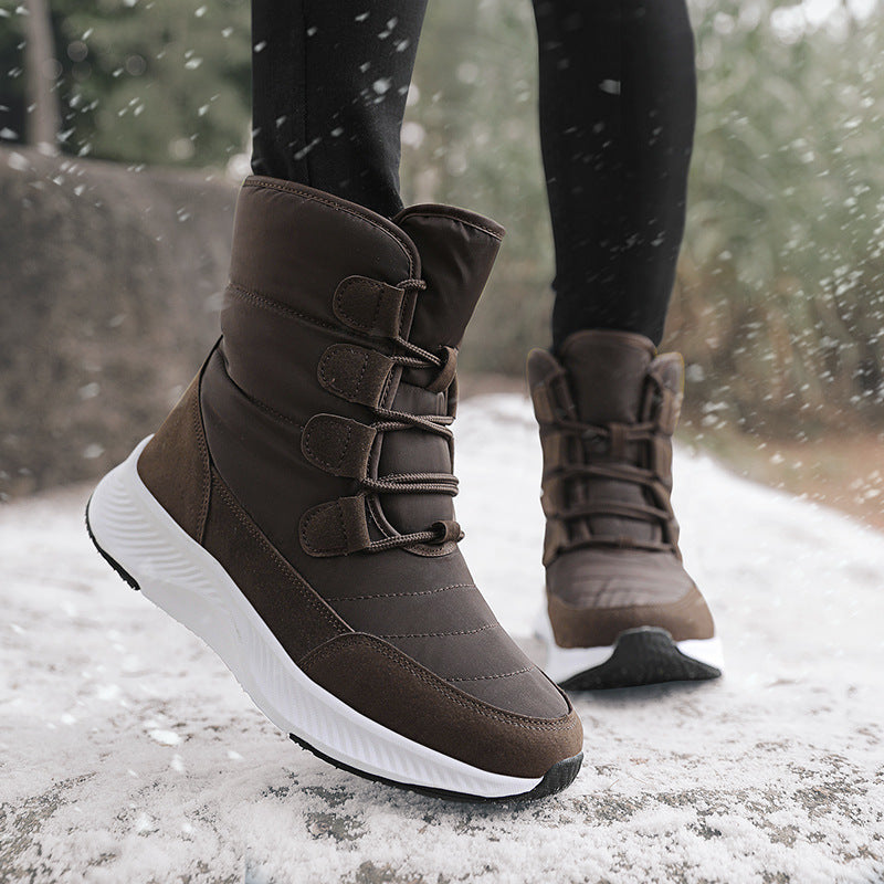 Winter boots for women lined with non-slip sole and quick-drying surface coating Lune London
