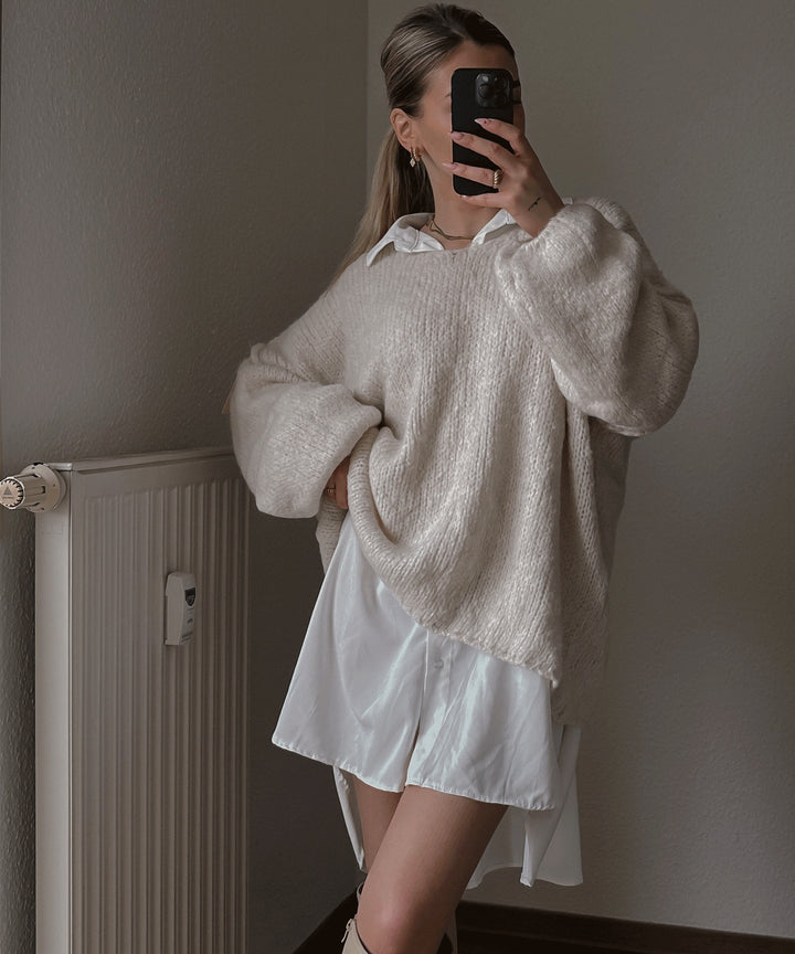 Pull oversized décontracté pour femmes avec des manches volumineuses et une texture douce Chic & Stil