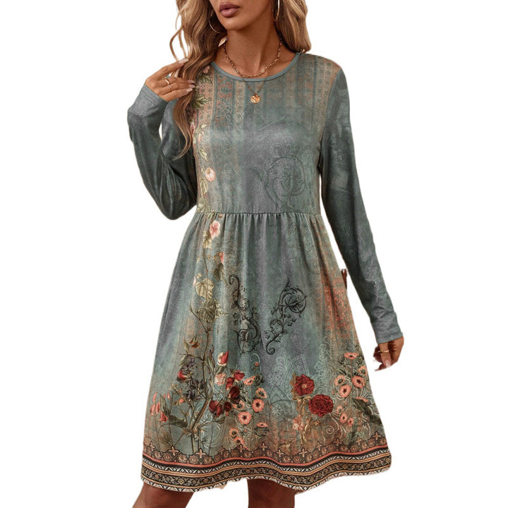 Casual women's dress with floral pattern and long sleeves Lune London