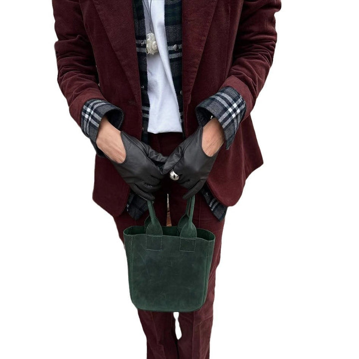Refined leather gloves for ladies Lune London