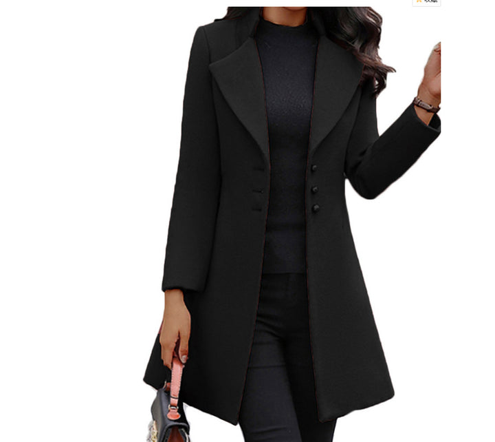 Elegant women's wool coat with stylish notched collar and double-breasted buttons Lune London