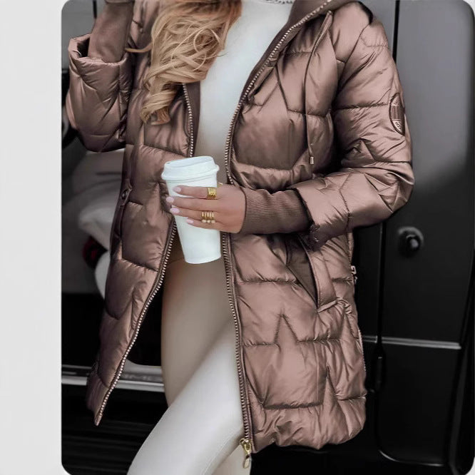 Fashionable and warm down jacket for women Lune London