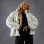 Trendy short jacket for women with voluminous teddy fur Lune London