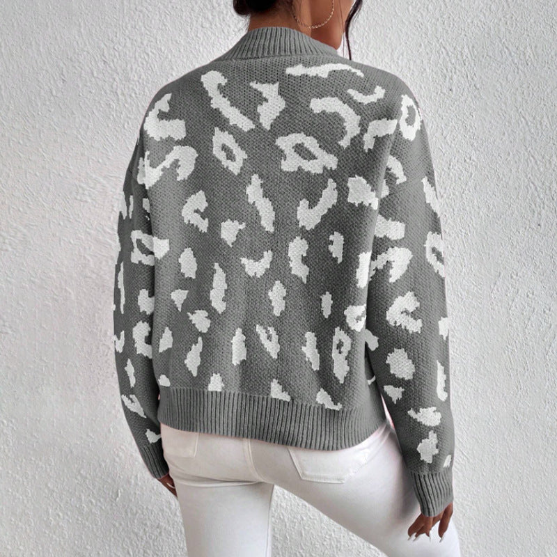 Lune London | Women's fashionable sweater with striking animal pattern and comfortable fit