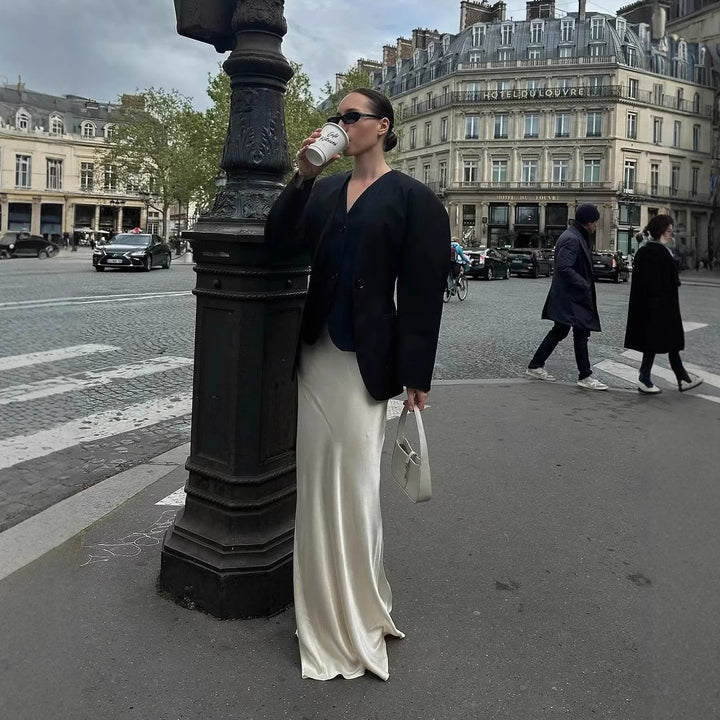 Elegant maxi skirt for ladies in flowing satin fabric with high waist Lune London