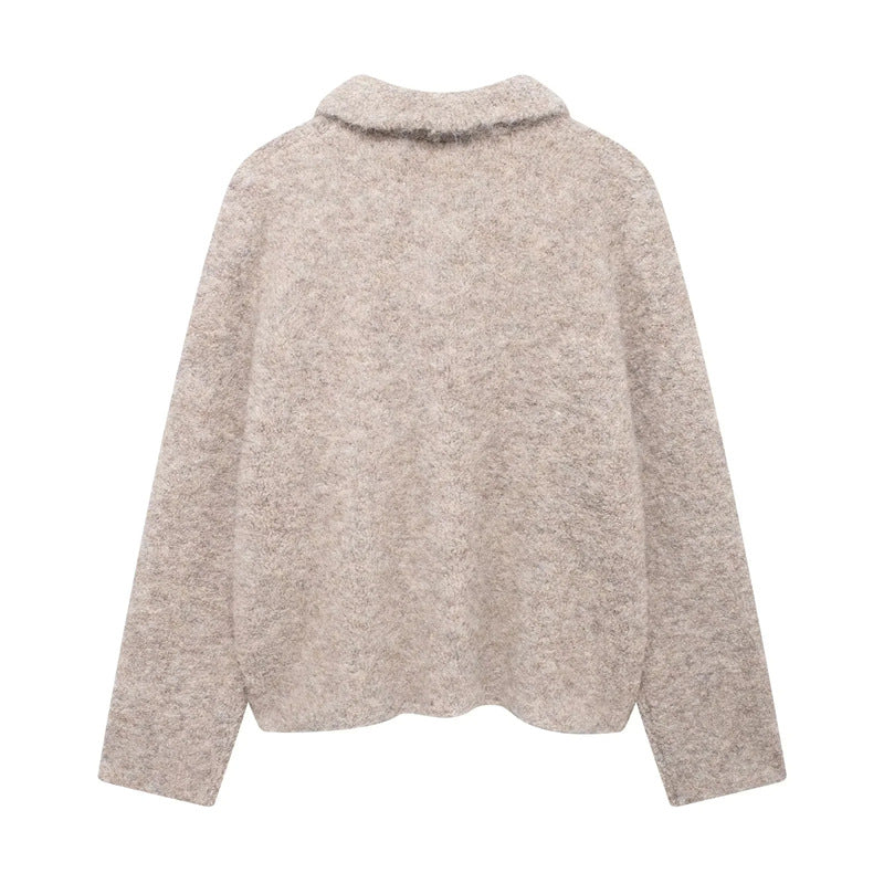 Women's plush cardigan with decorative flower buttons Lune London