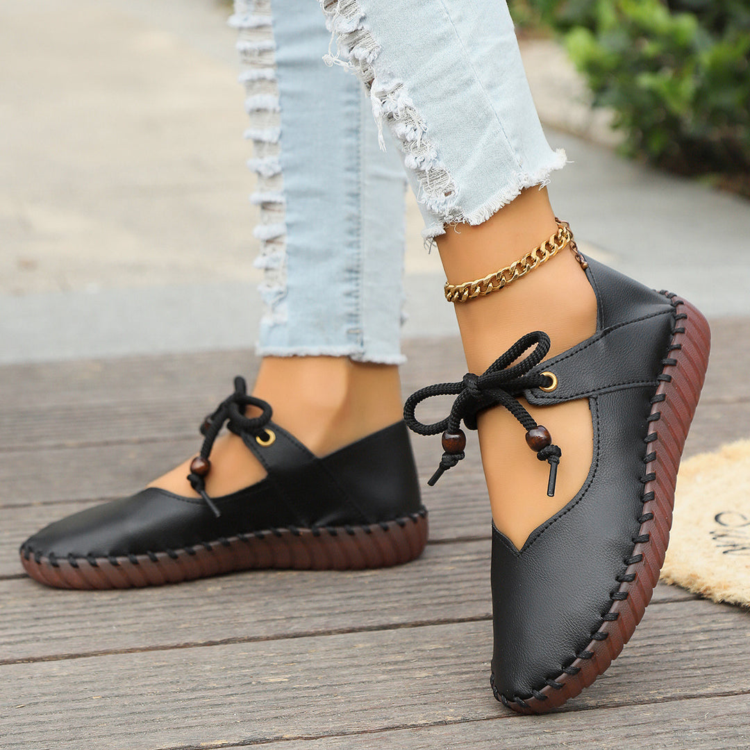 Elegant women's lace-up flat leather shoes Lune London