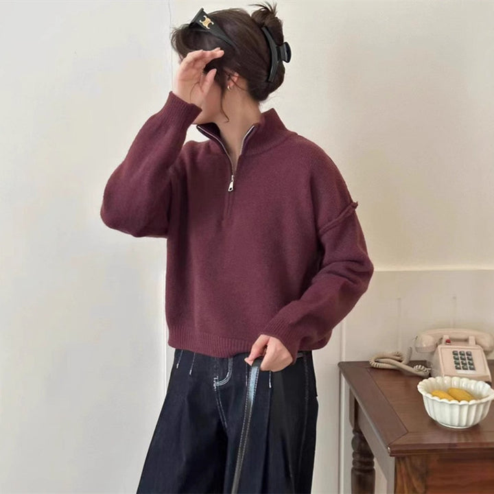 Casual women's sweater with zip short and relaxed fit Lune London