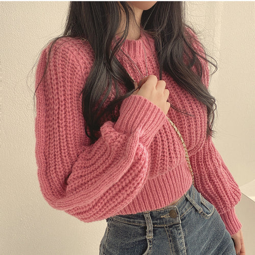 Thick knit women's sweater with oversized sleeves and a textured structure Lune London