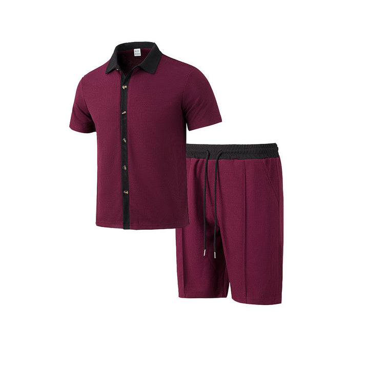Casual men's short sleeve t-shirt and chic sport shorts set