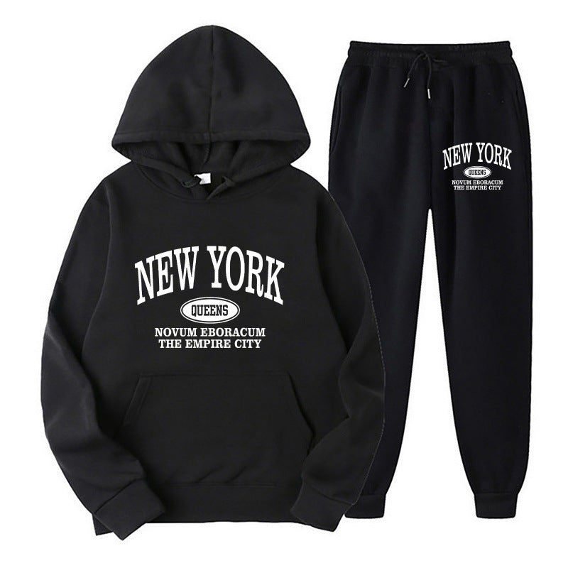 Women's hoodie set with versatile lettering and comfortable pockets Chic & Stil