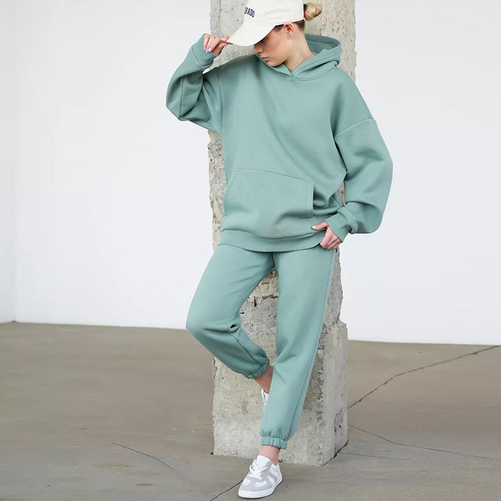 Women comfortable hoodie and jogger pants set Lune London