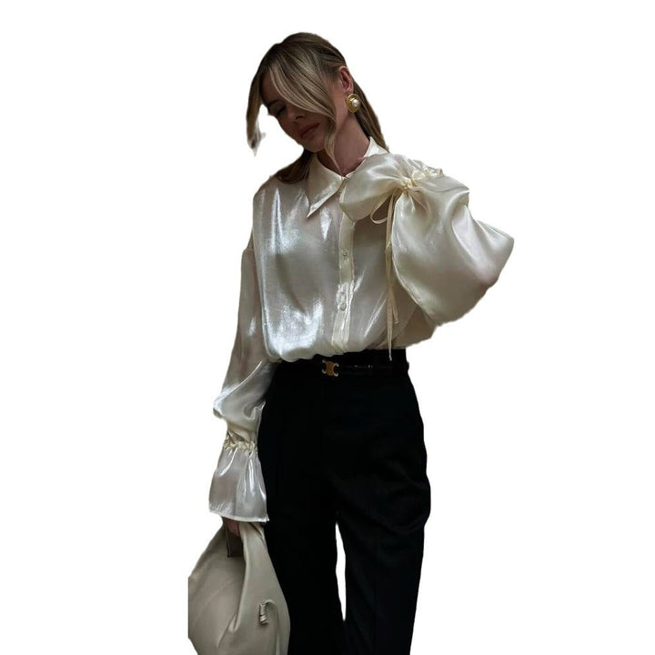 Elegant satin blouse for women, with voluminous sleeves and tying details Lune London