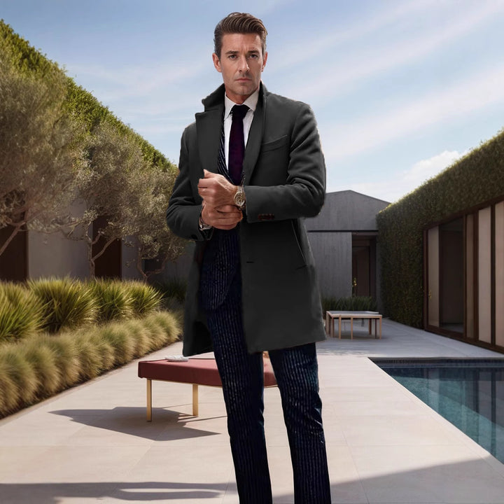 Elegant coat for men with a classic cut Lune London