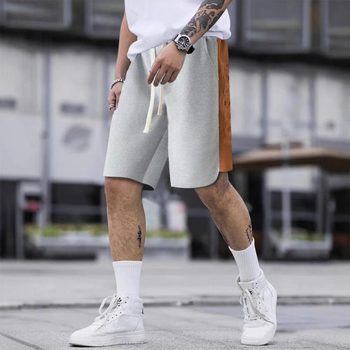 Men's sports shorts with a richly detailed structure and an innovative side pocket Lune London