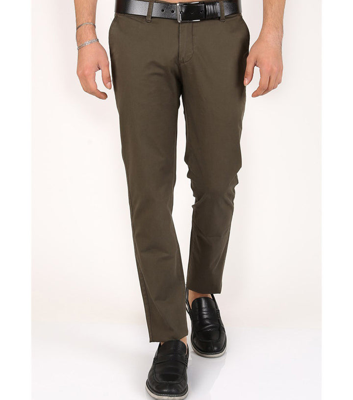 Classic chino pants for men with a slim fit and elastic waist Lune London