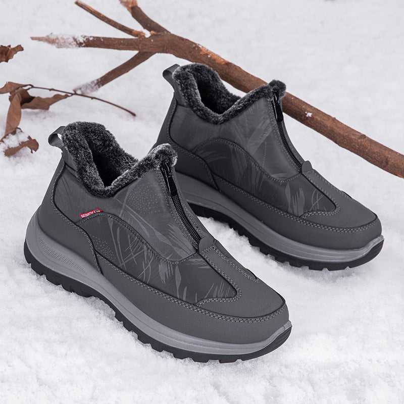 Thermal winter boots for women with a water-repellent upper and a cozy lining Lune London