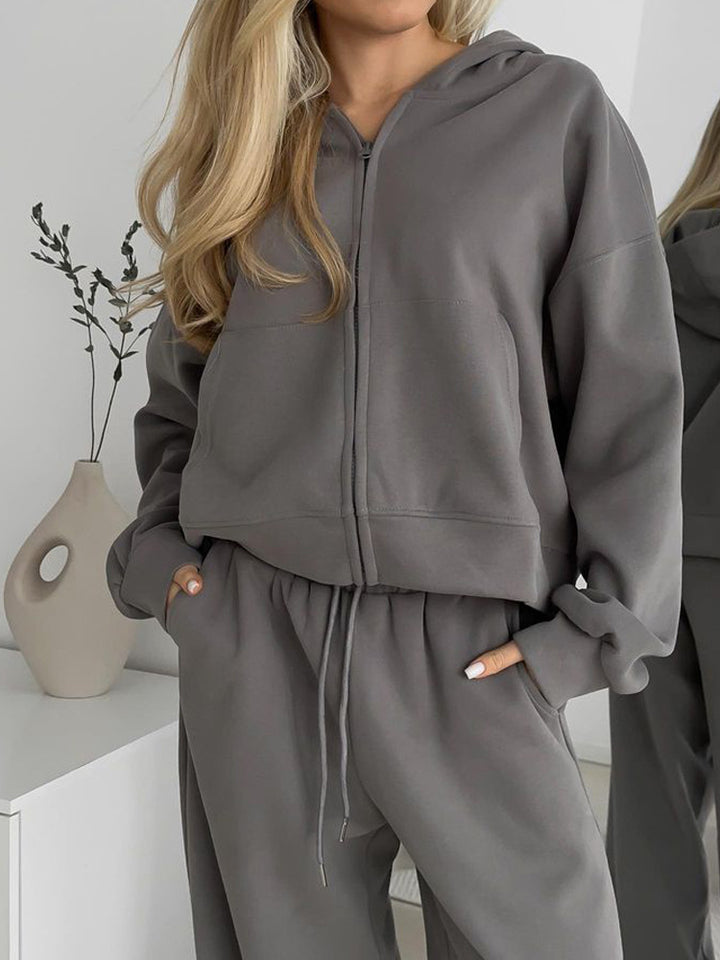 Women’s casual hoodie with high-quality zipper Chic & Stil