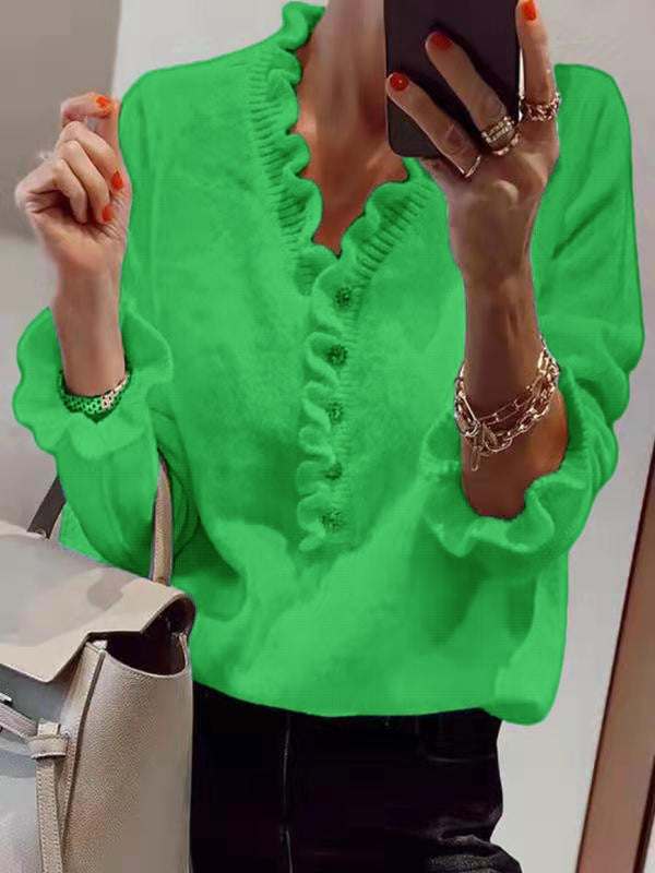 Blouse pour femmes avec un design de volants fluides et patte de boutonnage Chic & Stil