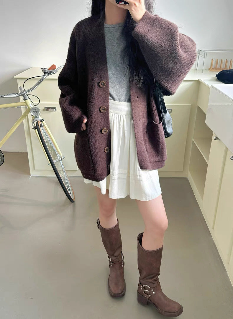 Cardigan Douillet pour Femme avec Grandes Poches et Détails de Boutons Chic & Stil