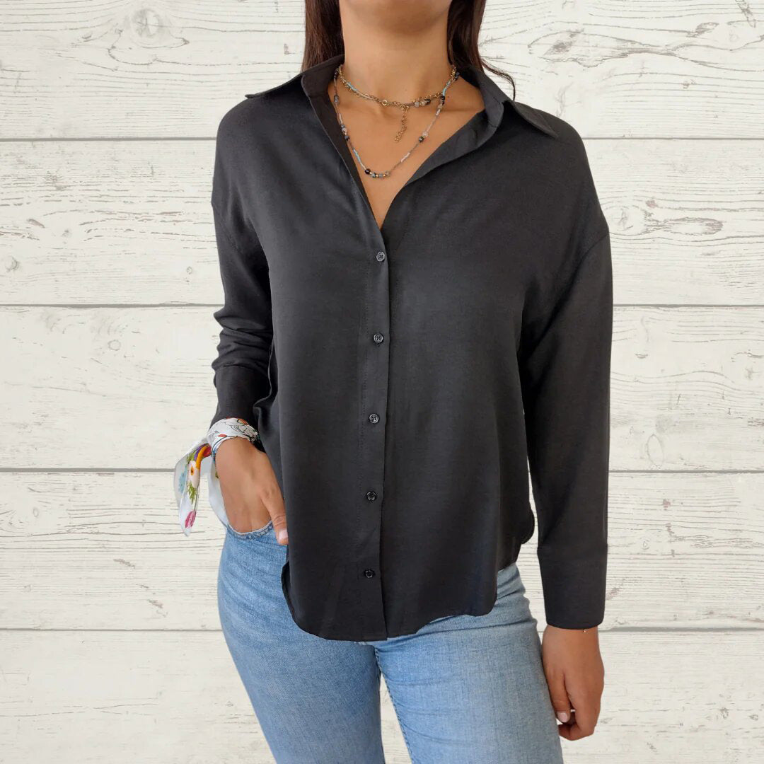 Blouse élégante à manches longues pour femmes en tissu fin avec des détails féminins Chic & Stil