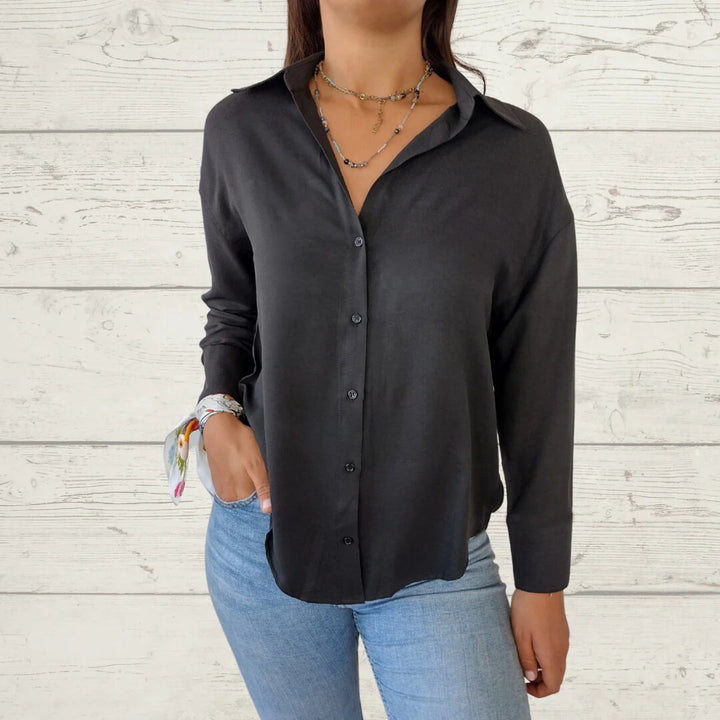 Blouse élégante à manches longues pour femmes en tissu fin avec des détails féminins Chic & Stil