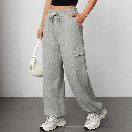 Wide cargo jogger pants for women with practical pockets Lune London