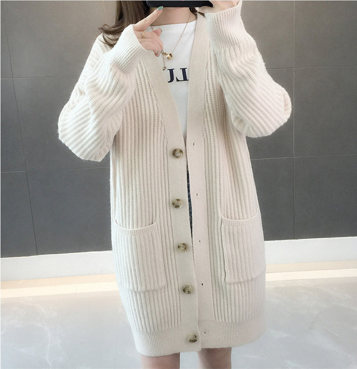 Cardigan pour femmes avec poches à rabat et patte de boutonnage Chic & Stil
