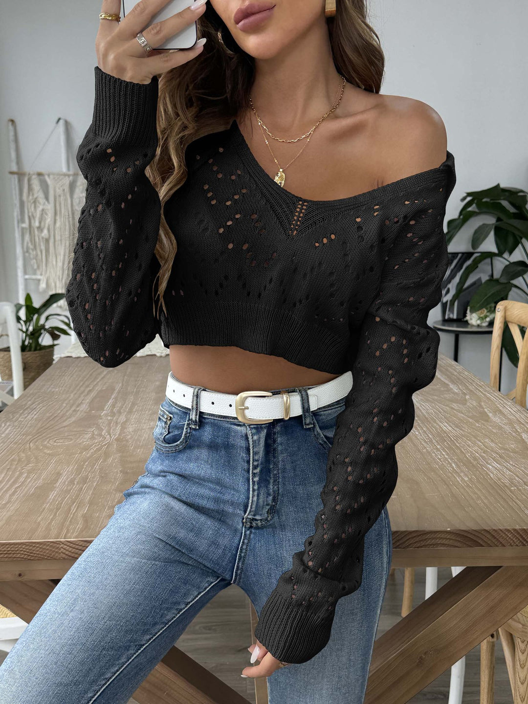V-neck knitted sweater for women cropped Lune London