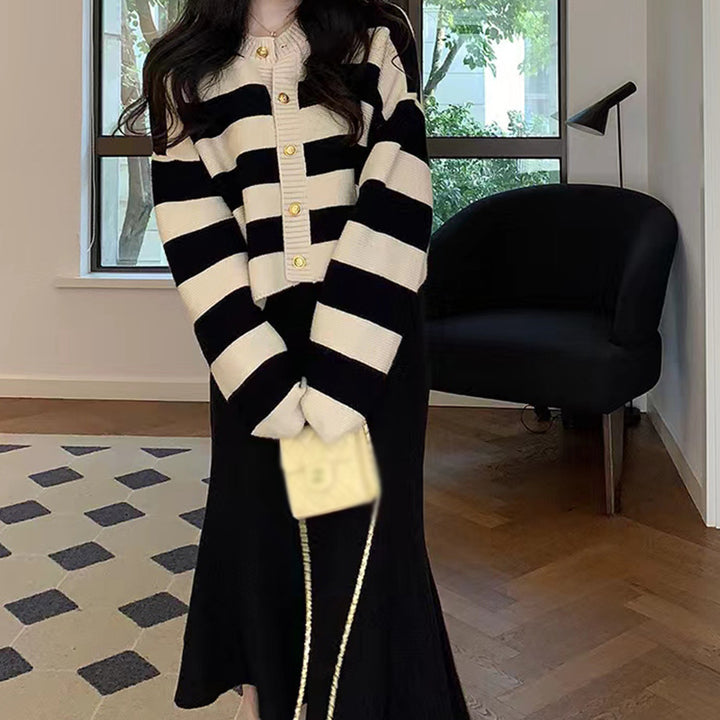 Ensemble de Cardigan Élégant pour Femmes avec Détails Contrastés et Fermeture Boutonnée Chic & Stil