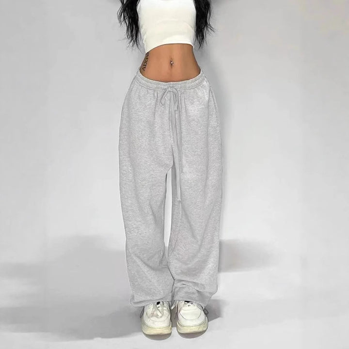 Women's comfortable leisure pants with elastic waistband and wide fit Chic & Stil
