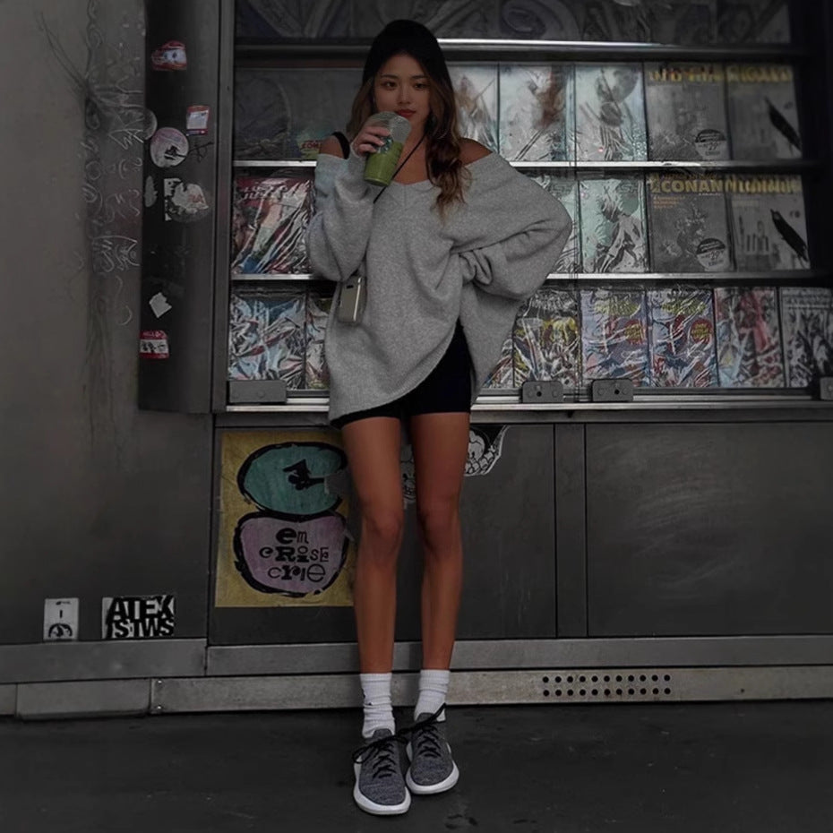Ladies Oversized Chic Sweatshirt and Style