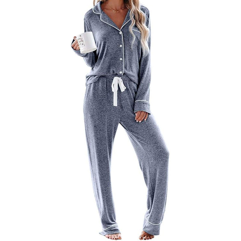 Women's pajama set made of soft, breathable material Lune London
