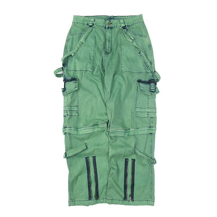 Cargo pants for women with practical multifunctional pockets and sturdy material Lune London