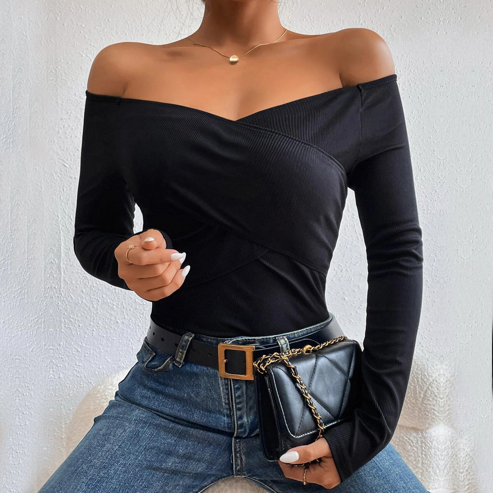 Robe femme sans épaules avec manches longues et design élégant enroulé Chic & Stil