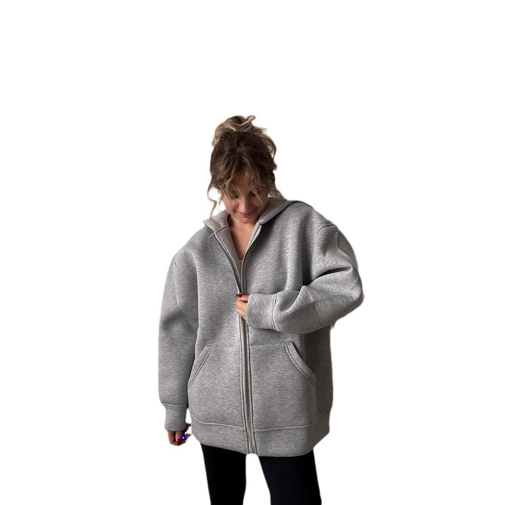 Oversized hooded jacket for women with full zip and practical pockets Lune London