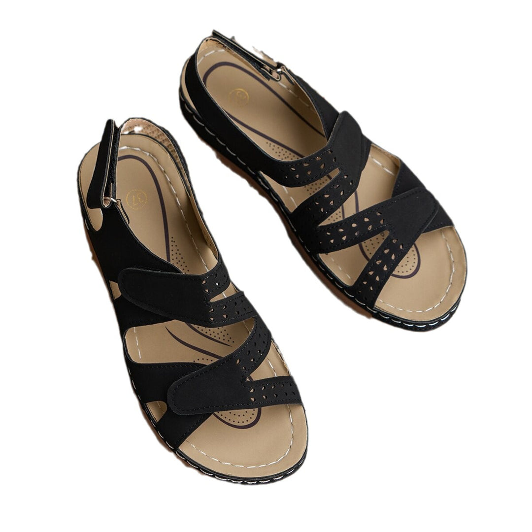Strappy sandals for women with adjustable closure and ergonomic sole Lune London