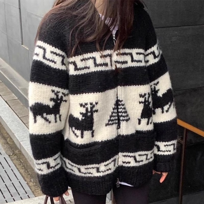 Ladies Comfortable Ribbed Zip Sweater with Festive Pattern Lune London