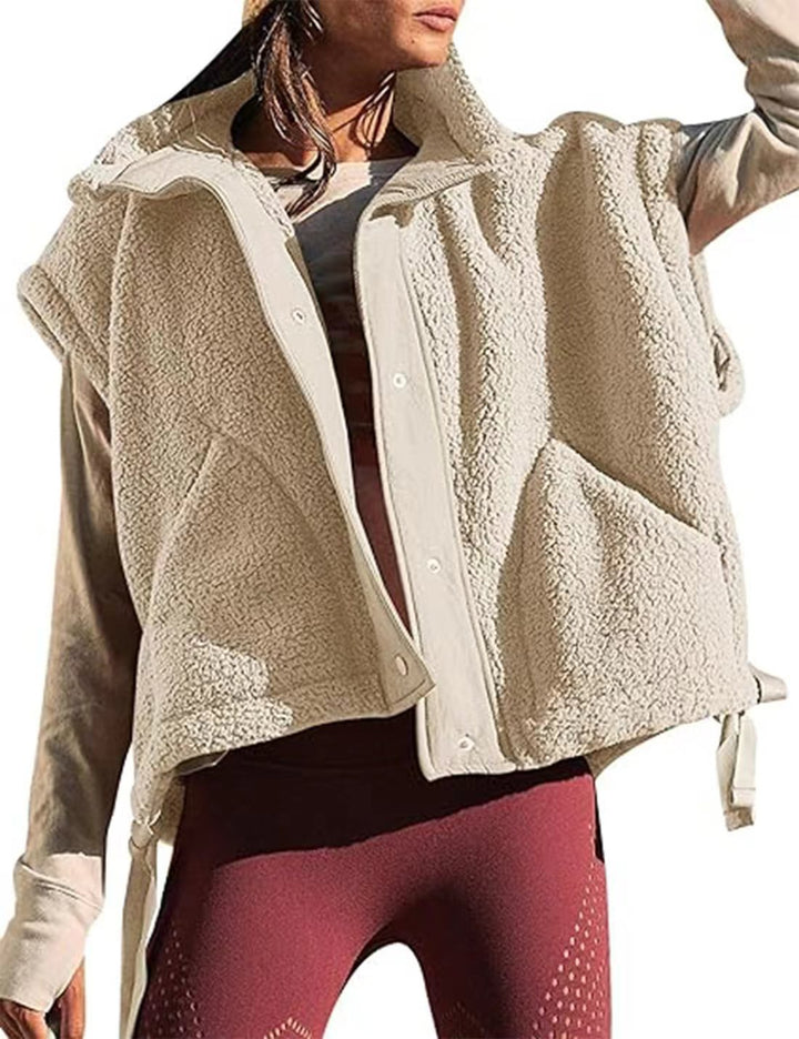 Casual teddy fleece vest for women with practical side pockets and adjustable size Lune London