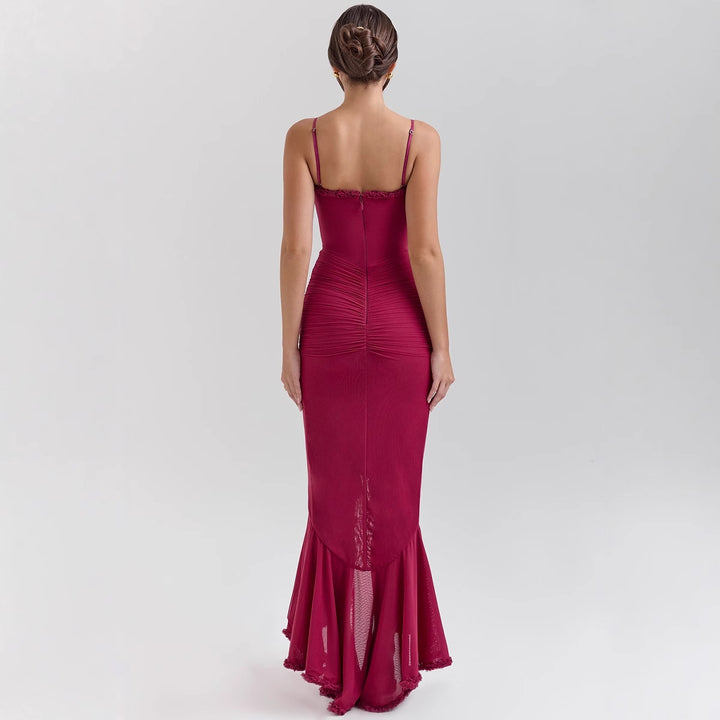 Elegant Maxi Dress for Women with Ruffle Details and Fitted Cut Chic & Style